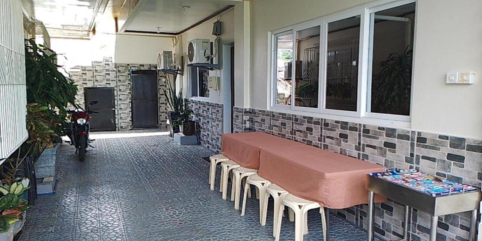 Hotel Fnt Transient House Near Hundred Islands Alaminos Exterior foto